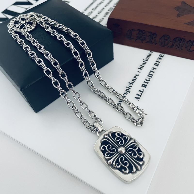 Ch**me He**ts necklaces